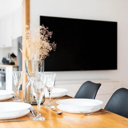 Apartment Grosse 3 Mit Netflix In Zentraler Lage